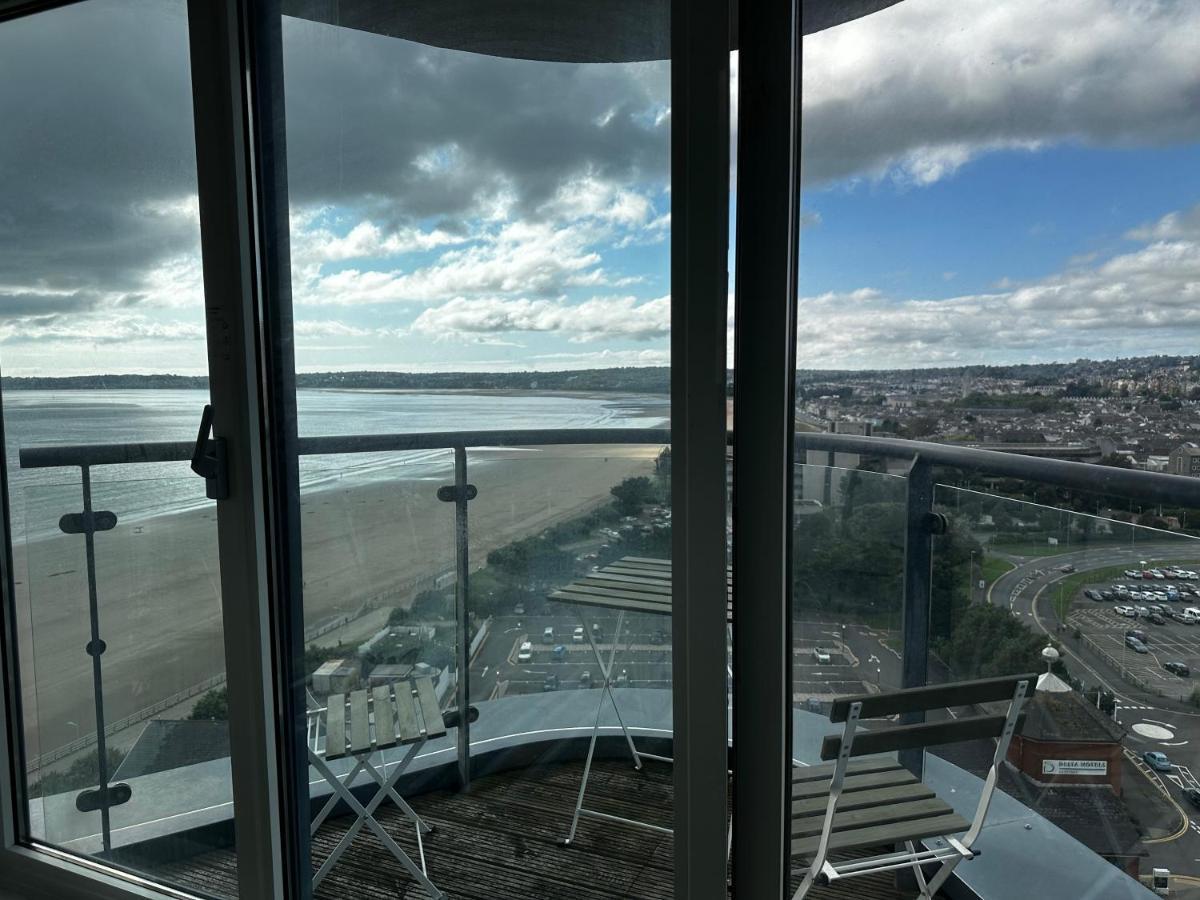 Stunning Ocean & City View Apt Swansea Bagian luar foto